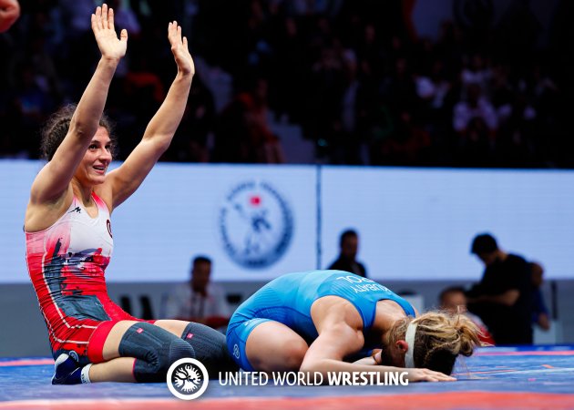 62kg WW - Nesrin Bas (TUR) df. Natalia Gizela Kubaty (POL) 0053-X5.jpg