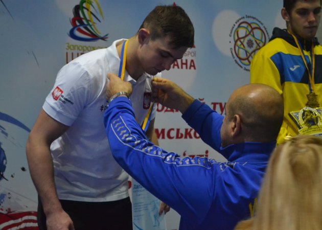 Adam GARDZIOŁA GR 82 kg KS AZS AWF Warszawa dekorowany srebrnym medalem turnieju