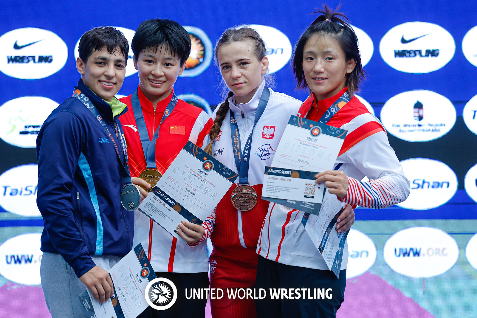 Podium 57kg WW - Gold Kexin Hong (CHN), Silver Anshu Anshu (IND), Bronze Anhelina Lysak (POL), Qi Zhang (CHN) 0317-X3.jpg