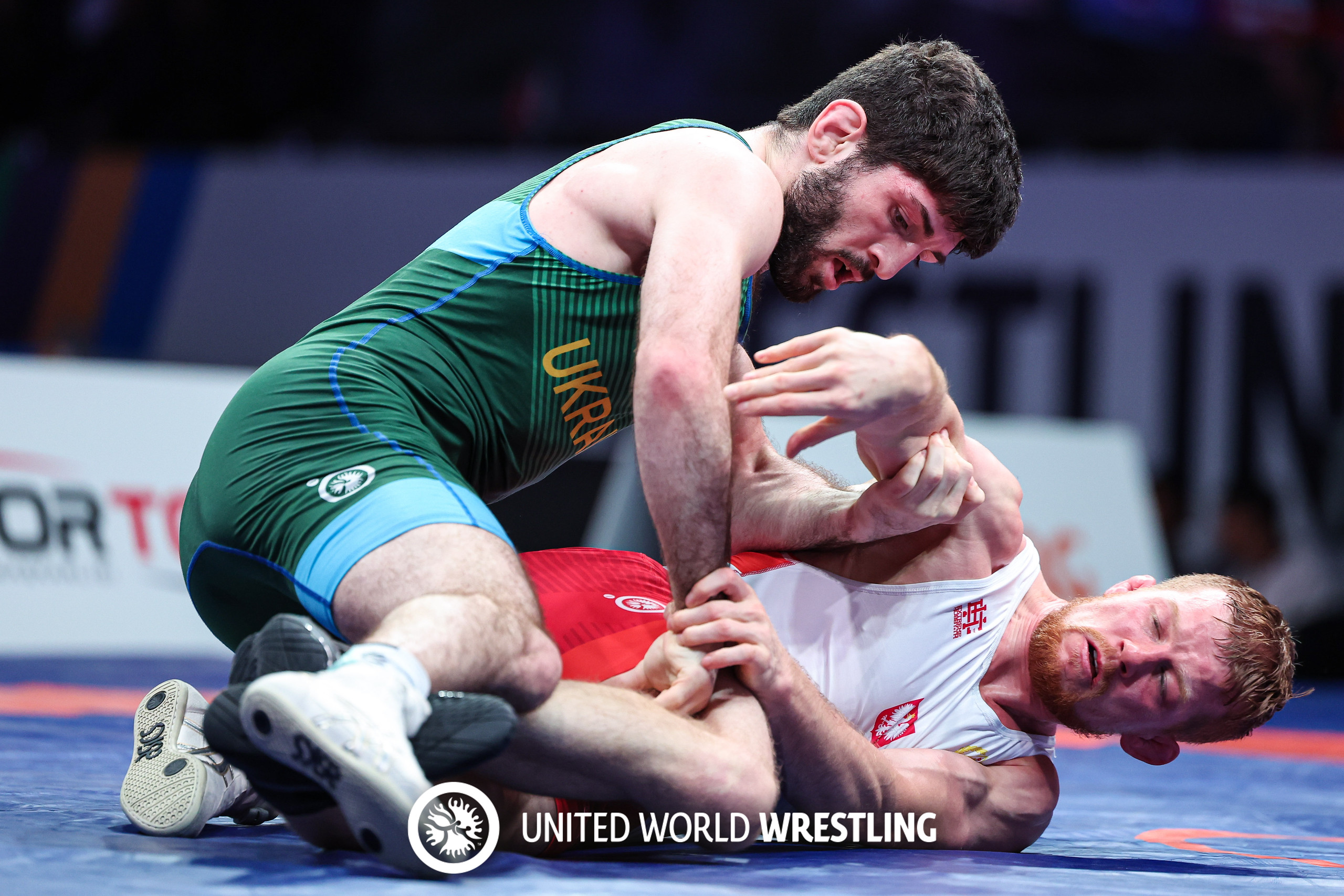 65kg FS - Erik Arushanian (UKR) df. Krzysztof Bienkowski (POL)1198-X5.jpg