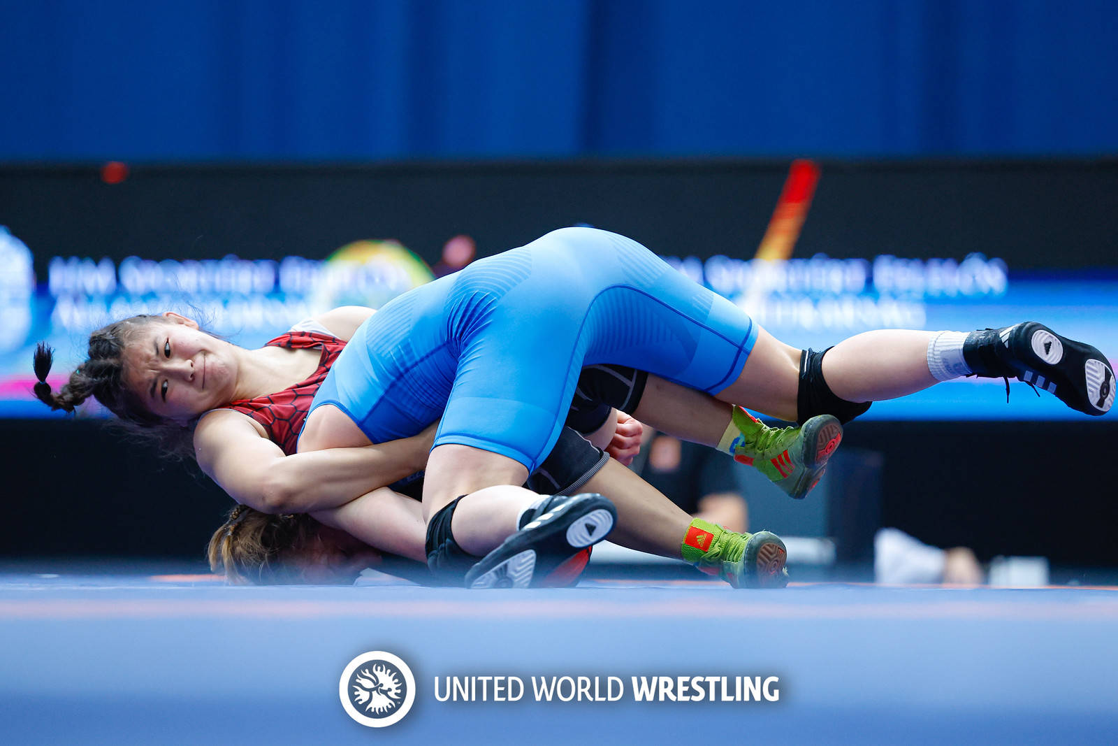 53kg WW - Katarzyna Krawczyk (POL) df. Sakibjamal Esbosynova (UZB) 0268-X3.jpg