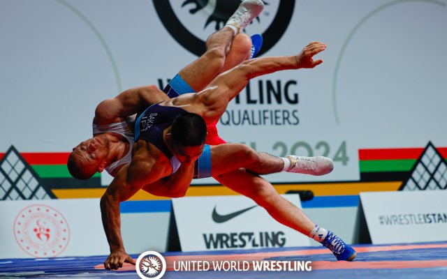 87kg GR - Arkadiusz Kulynycz (POL) df. Soh Sakabe (JPN) 0146-X5.jpg